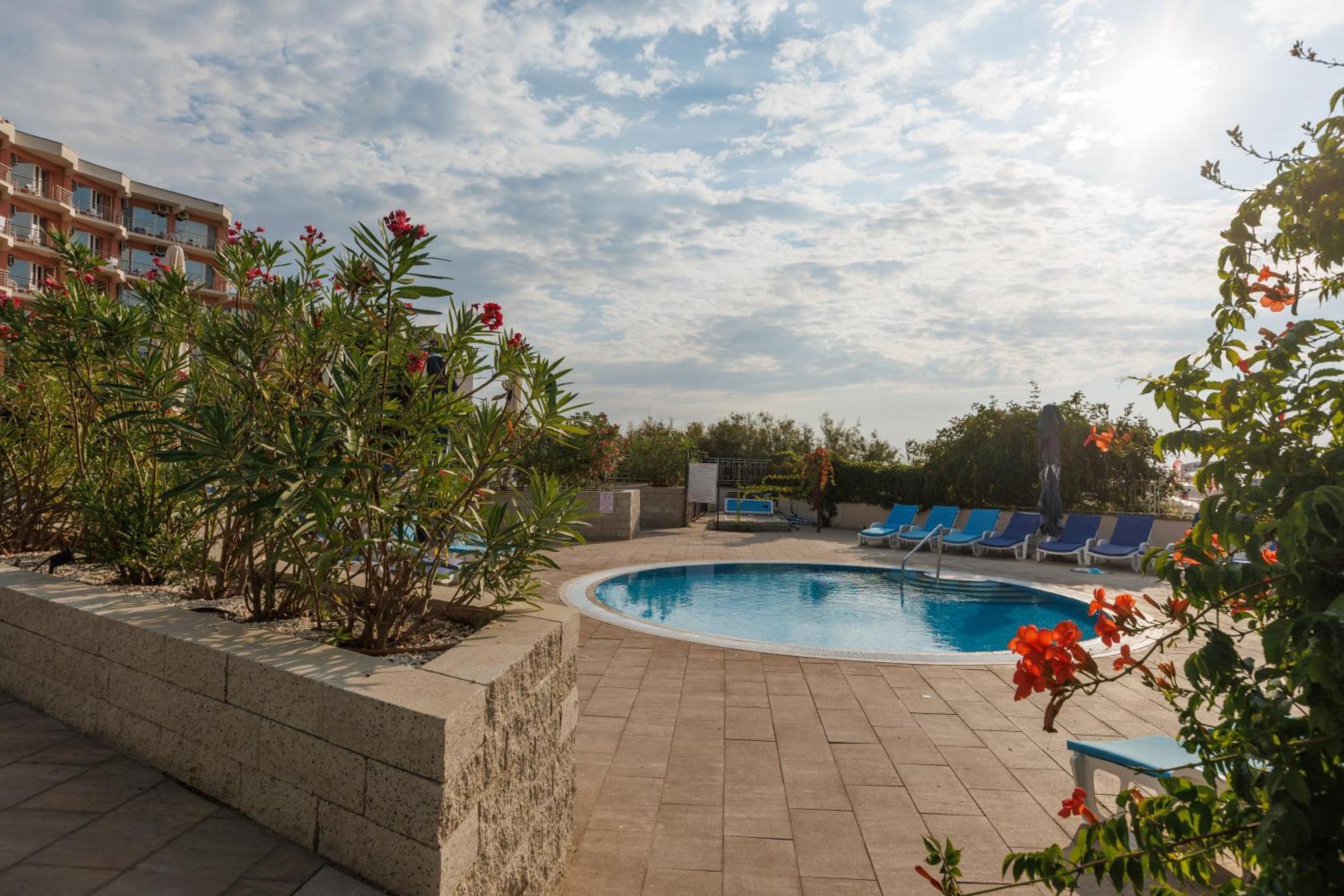 Hotel Comandor Mamaja Zewnętrze zdjęcie