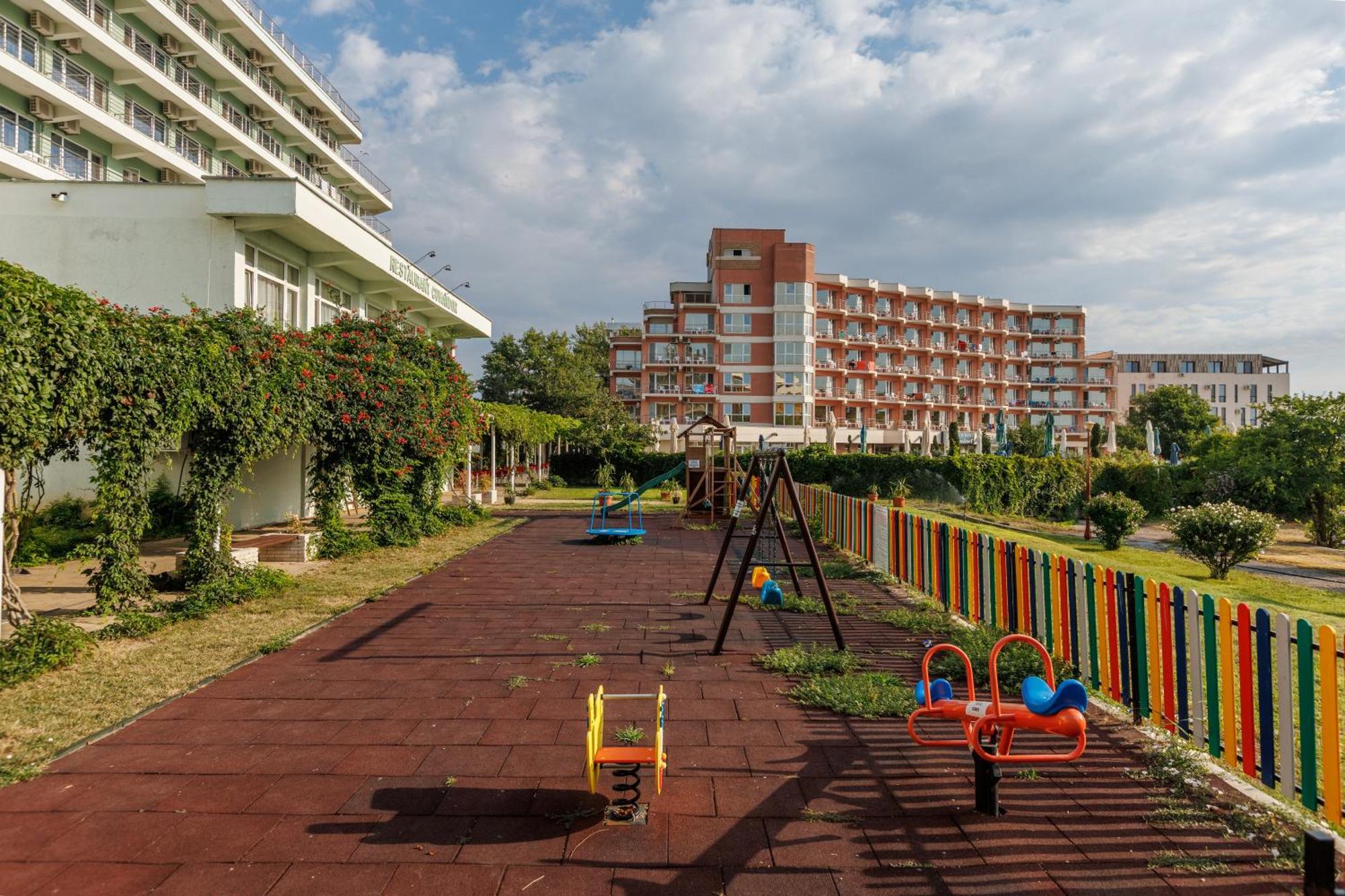 Hotel Comandor Mamaja Zewnętrze zdjęcie